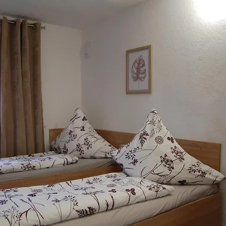 Levandule בית הארחה רומבורק